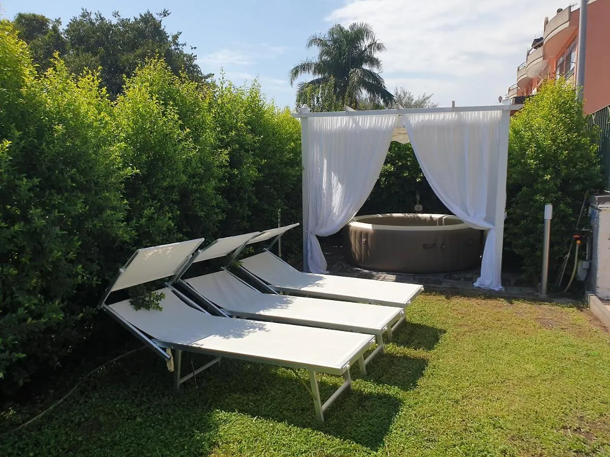 Villa Antares Riposto 0*,  Italien